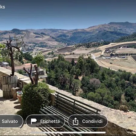 Casa Sulla Roccia * Sperlinga