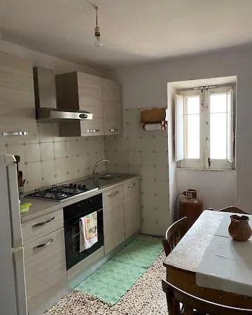 Casa Sulla Roccia * Sperlinga